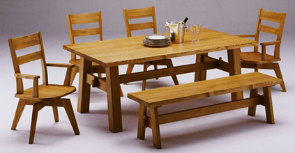 ダイニングテーブル